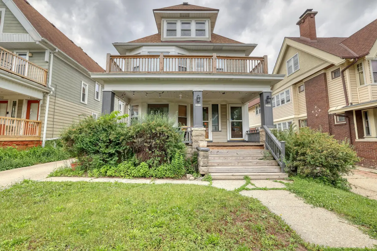 2017 N 48th St, Milwaukee, WI 53208 - #1
