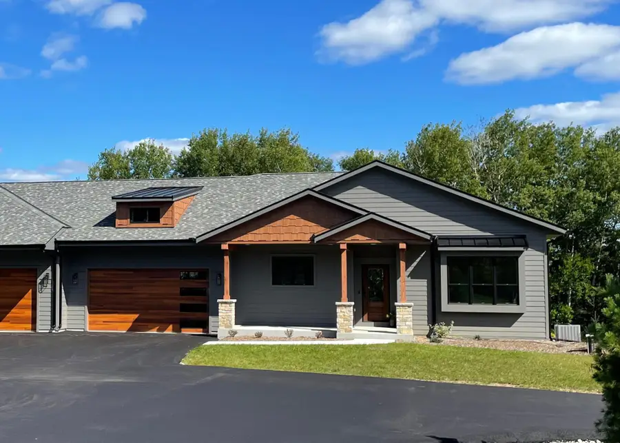 W389N7112 Pennsylvania St, Oconomowoc, WI 53066 - #2