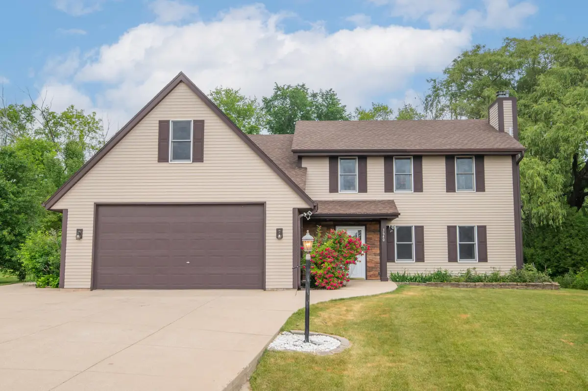 3640 E Northbrook Blvd, Oak Creek, WI 53154 - #1