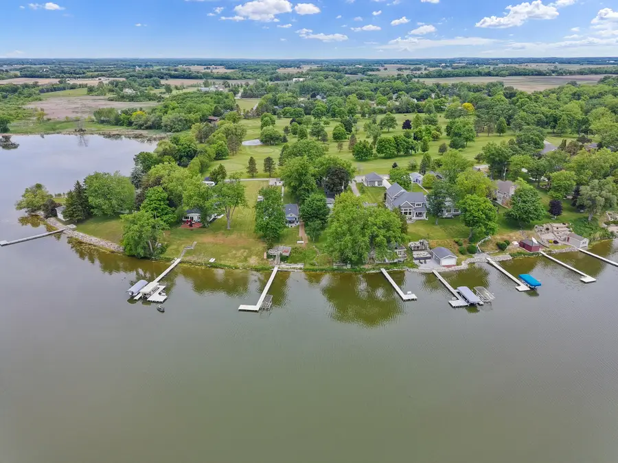 24315 Fairway Dr, Dover, WI 53139 - #2