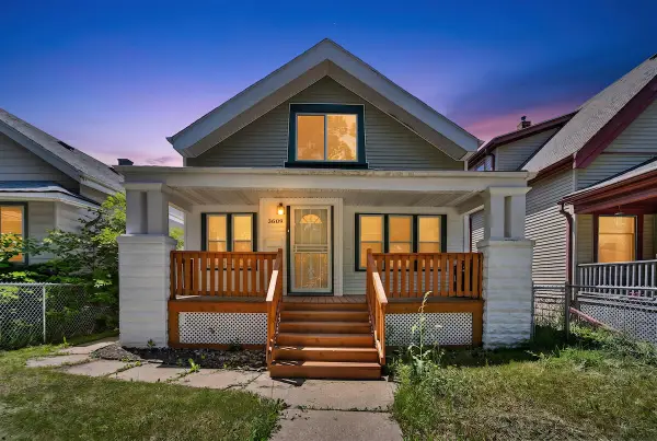 3609 N 25th Pl St, Milwaukee, WI 53206