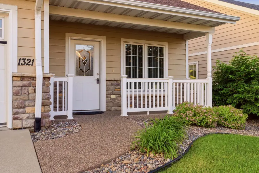 1321 Barson Pl, Onalaska, WI 54650 - #3