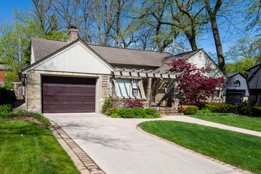 4535 N Cramer St, Whitefish Bay, WI 53211 - #2