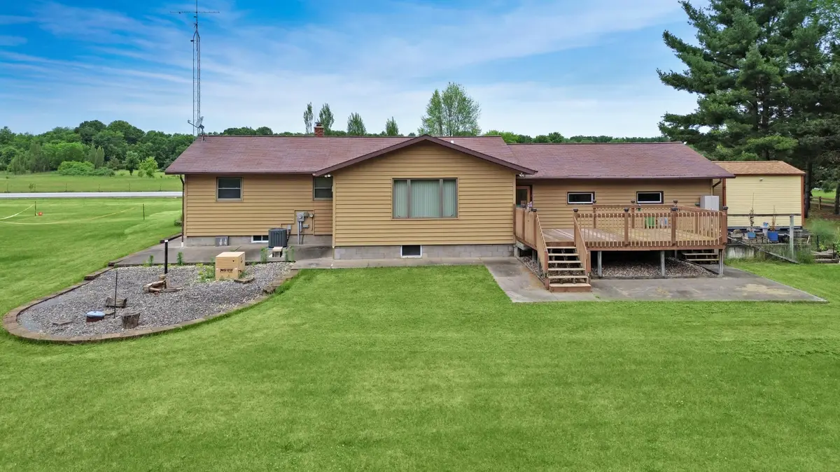N9674 State Road 108, Farmington, WI 54642 - #1