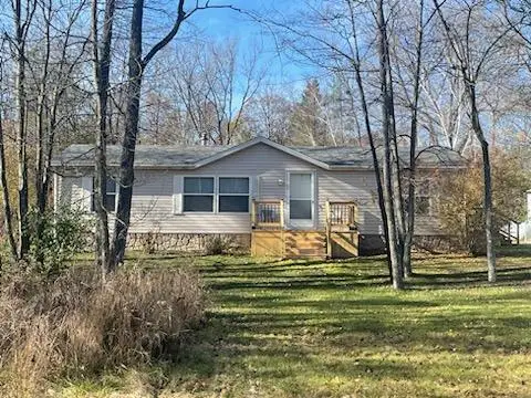 2285 15th Dr, Adams, WI 53934 - #1