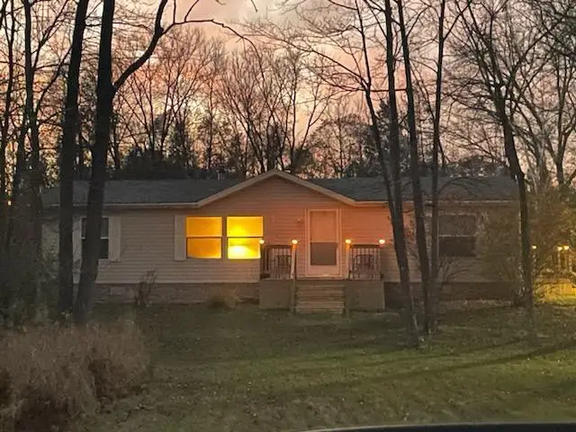 2285 15th Dr, Adams, WI 53934 - #2