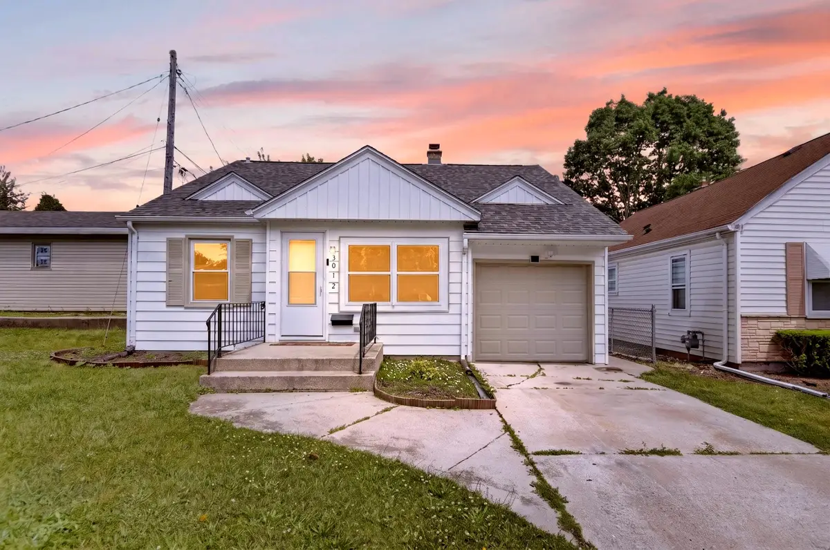 3012 Dwight St, Racine, WI 53403 - #1