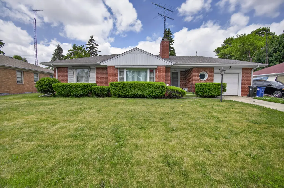 1112 Kentucky St, Racine, WI 53405 - #1