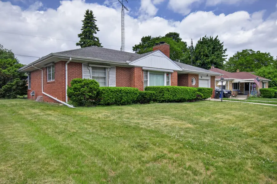 1112 Kentucky St, Racine, WI 53405 - #3