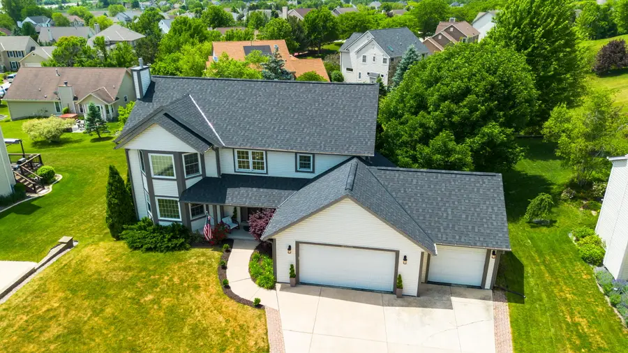 W127S9657 Scott Krause Dr, Muskego, WI 53150 - #2