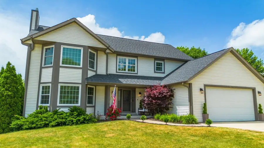 W127S9657 Scott Krause Dr, Muskego, WI 53150 - #3