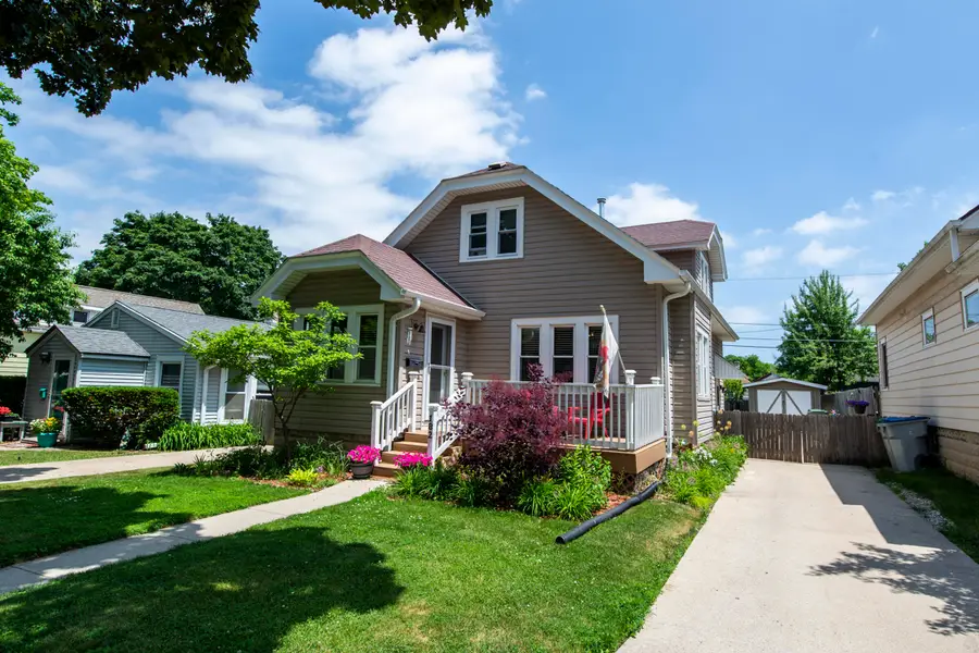182 N 71st St, Milwaukee, WI 53213 - #2