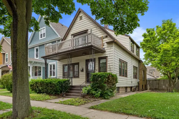 1220 E Russell Ave, Milwaukee, WI 53207