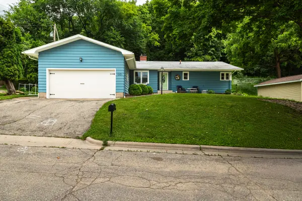 1301 31st Pl S, La Crosse, WI 54601