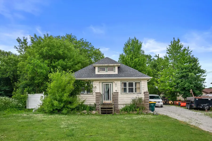 3709 E Ryan Rd, Oak Creek, WI 53154 - #2