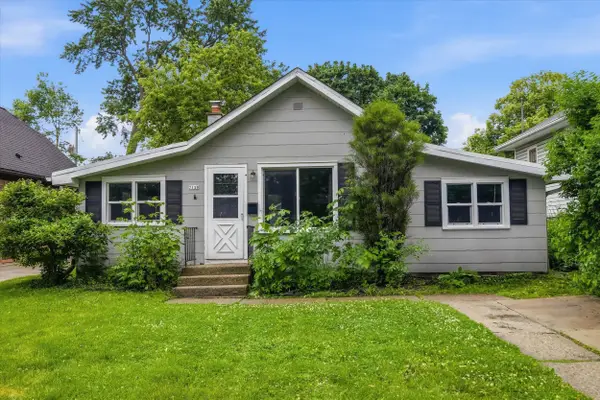 7139 W Saint Paul Ave, Milwaukee, WI 53213