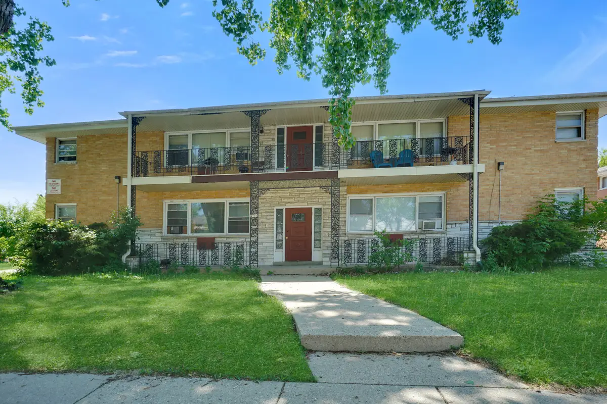 4701 N 52nd St, Milwaukee, WI 53218 - #1
