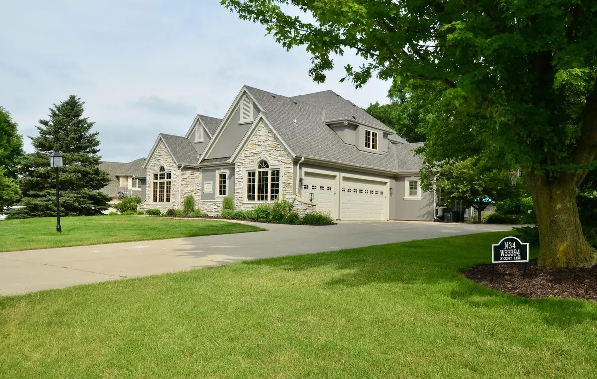 N34W33394 Hickory Ln, Nashotah, WI 53058 - #1