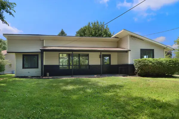 5401 82nd St, Pleasant Prairie, WI 53142