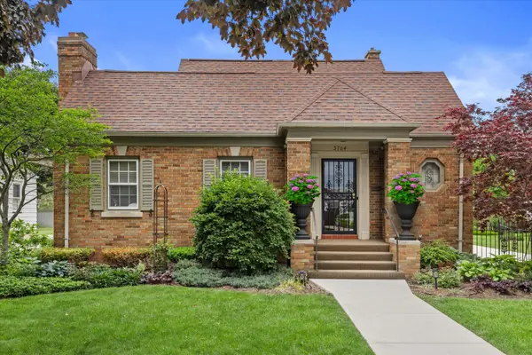 3704 18th Ave, Kenosha, WI 53140