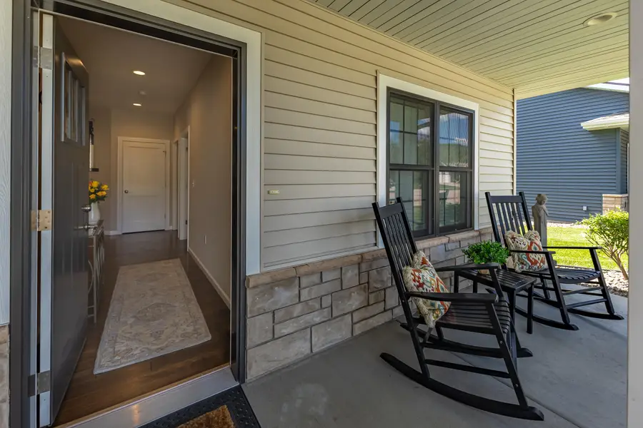 3102 Christenson Ln, Holmen, WI 54650 - #3