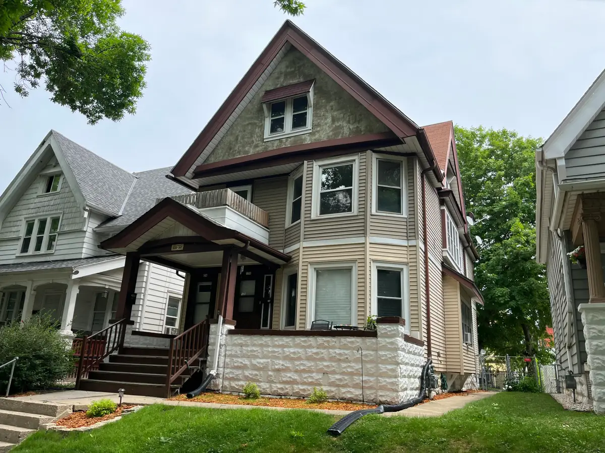 734 S 31st St, Milwaukee, WI 53215 - #1