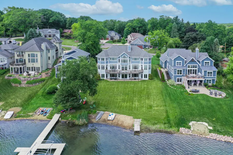 3711 Lake St, Burlington, WI 53105 - #2