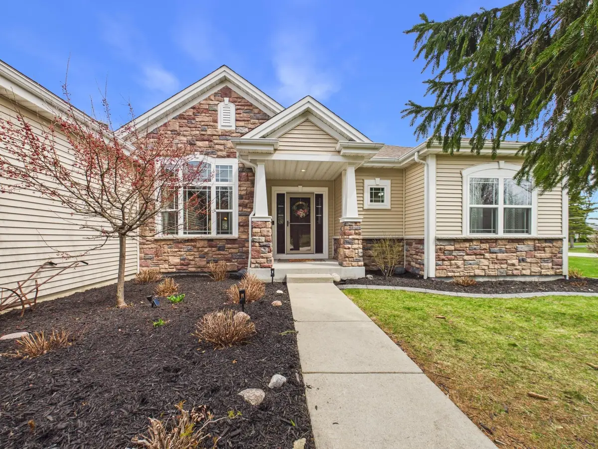W272N387 Hilltop Dr, Pewaukee, WI 53188 - #1