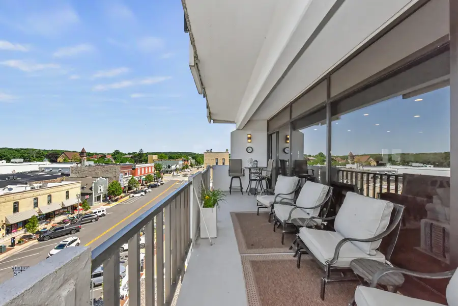 101 Broad St, Lake Geneva, WI 53147 - #2