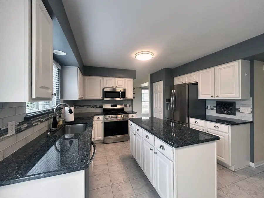 9704 67th St, Kenosha, WI 53142 - #3