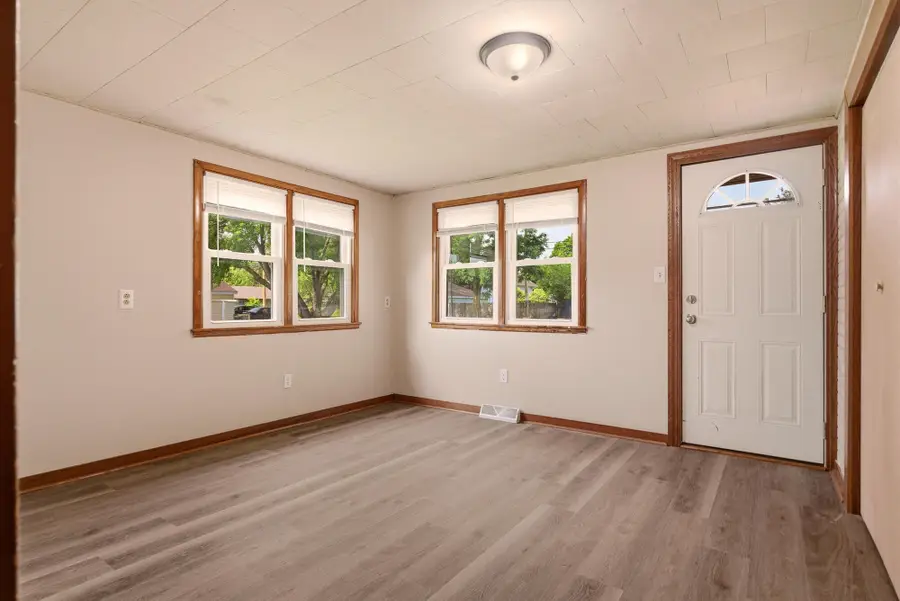 2737 Hamilton St, La Crosse, WI 54603 - #3