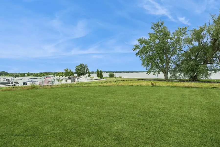 2708 Harbor Ct, Delavan, WI 53115 - #3