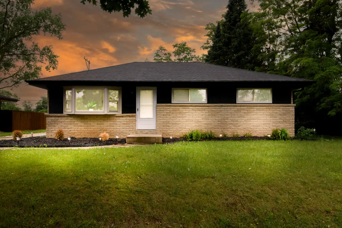 6655 N 84th St, Milwaukee, WI 53224 - #1