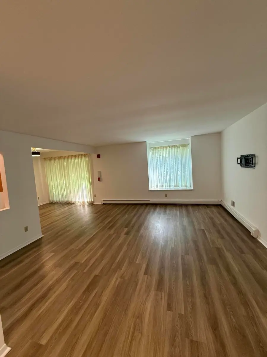 2220 W Good Hope Rd, Glendale, WI 53209 - #3