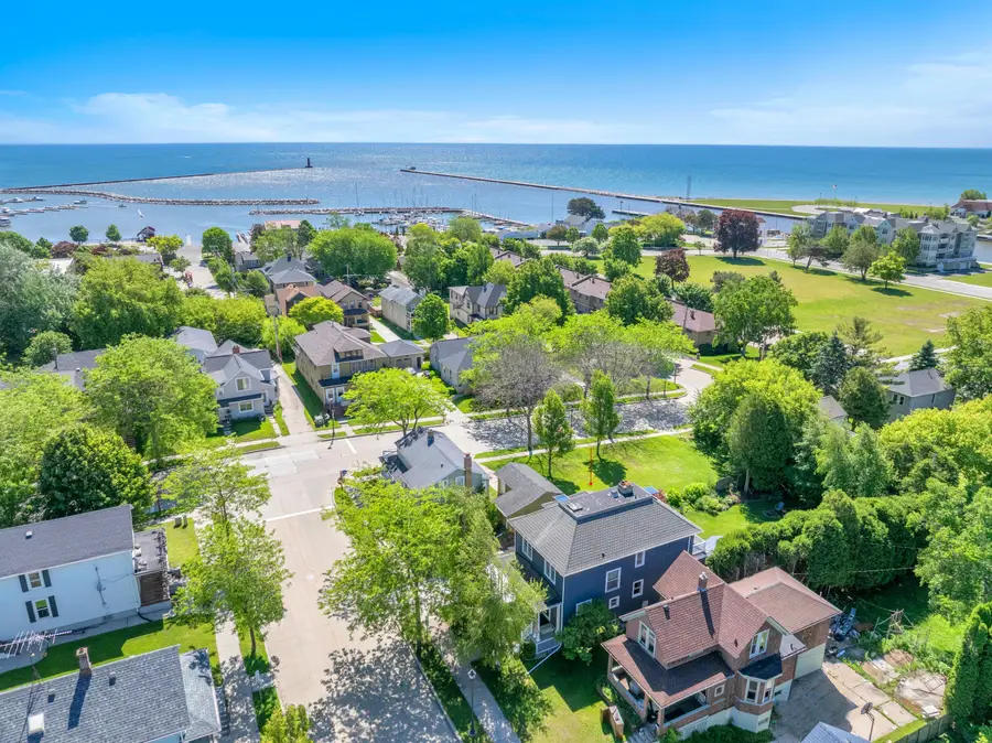 409 New York Ave, Sheboygan, WI 53081 - #3