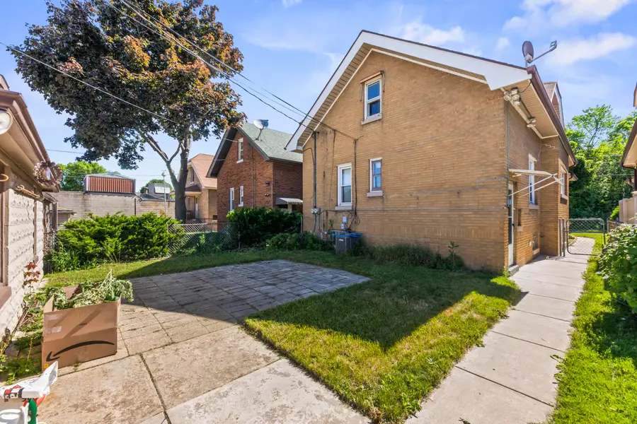 3017 S 6th St, Milwaukee, WI 53215 - #3