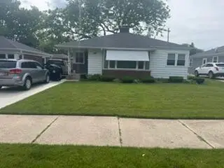716 Indiana St, Racine, WI 53405