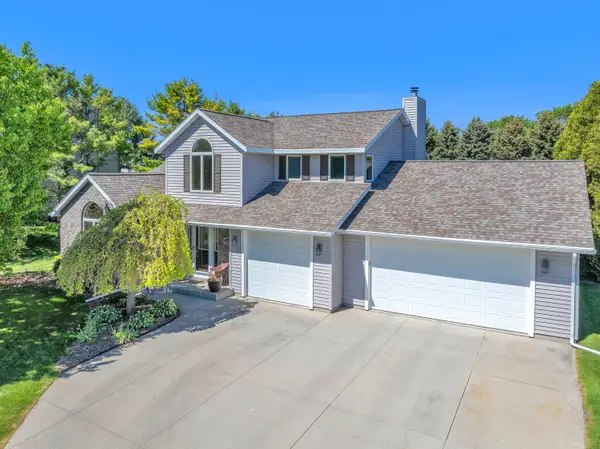 5118 Moenning Rd, Sheboygan, WI 53081