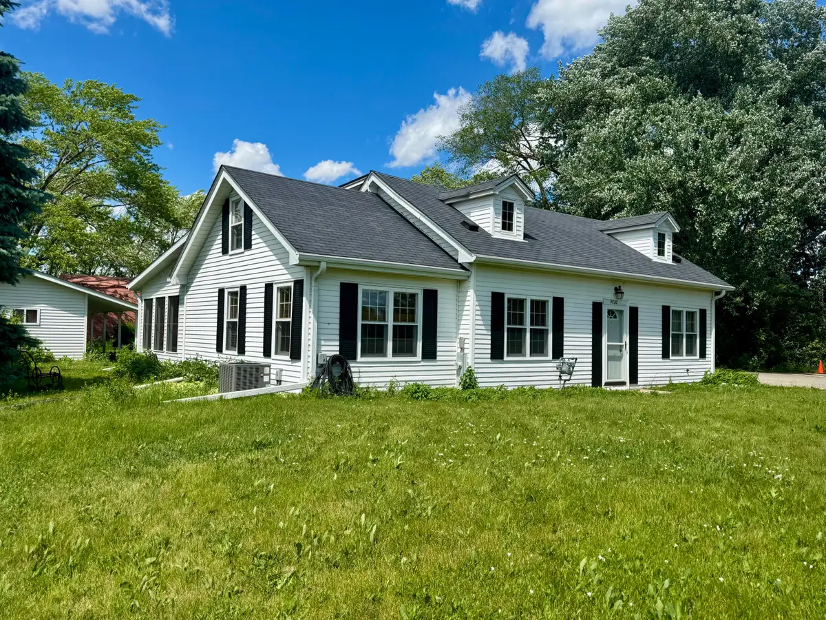 9730 37th Pl, Somers, WI 53144 - #1