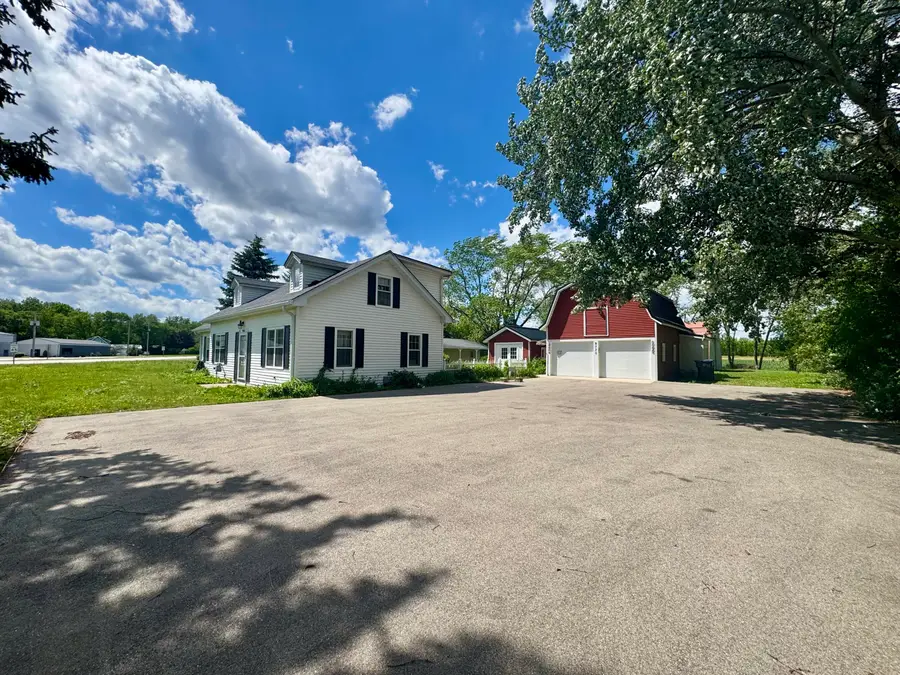 9730 37th Pl, Somers, WI 53144 - #3