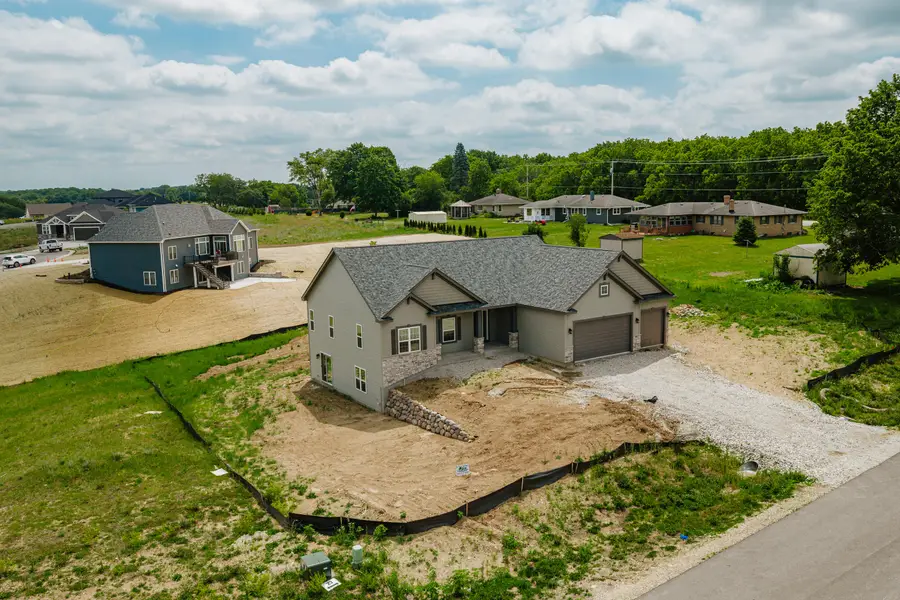 1515 Emma Ln, Burlington, WI 53105 - #2