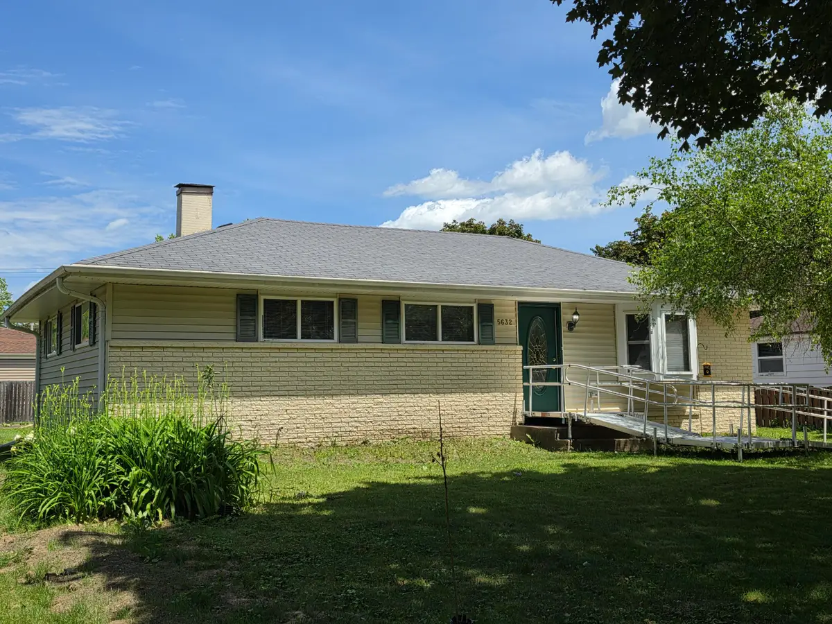 5632 S Melinda St, Milwaukee, WI 53221 - #1