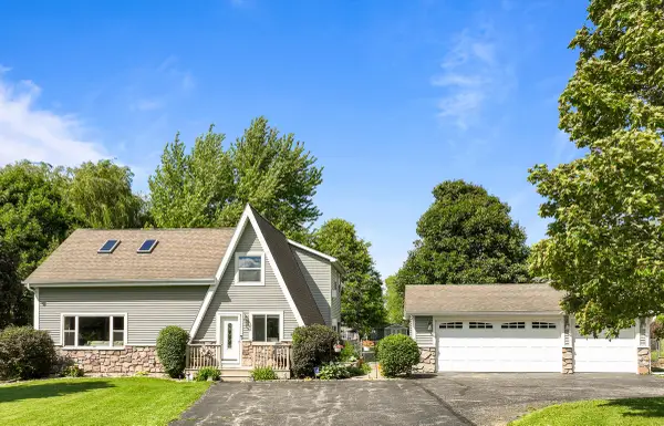 W6093 Mariner Hills Trl, La Grange, WI 53121