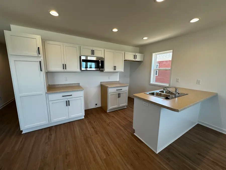 1070 Happy Ln, Sheboygan Falls, WI 53085 - #2