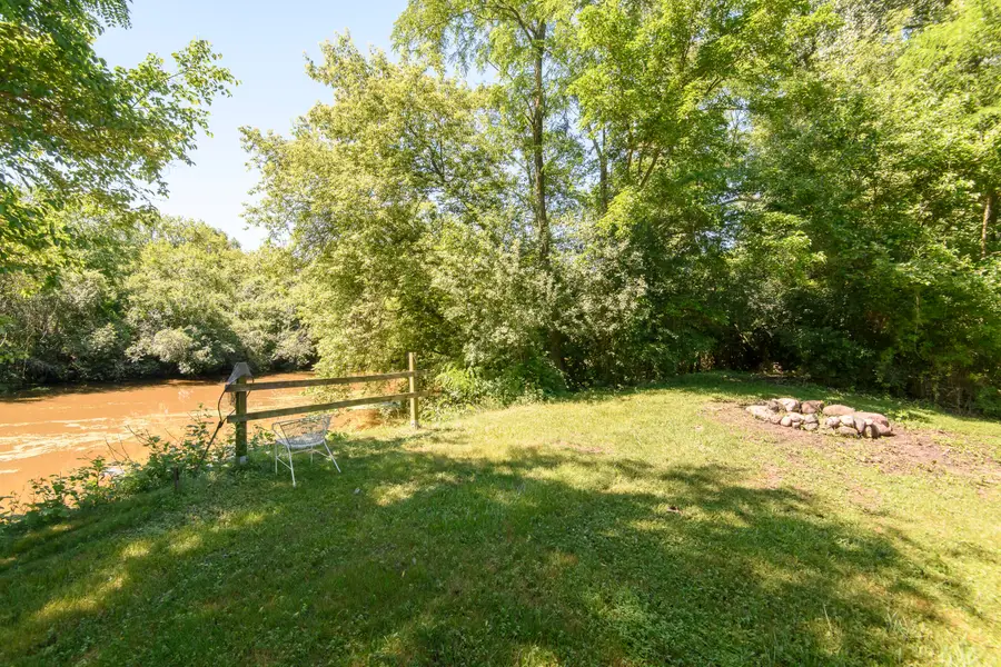 705 Fox Knoll Dr, Rochester, WI 53185 - #3