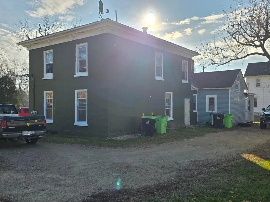 401 S College Ave, Fox Lake, WI 53933 - #3