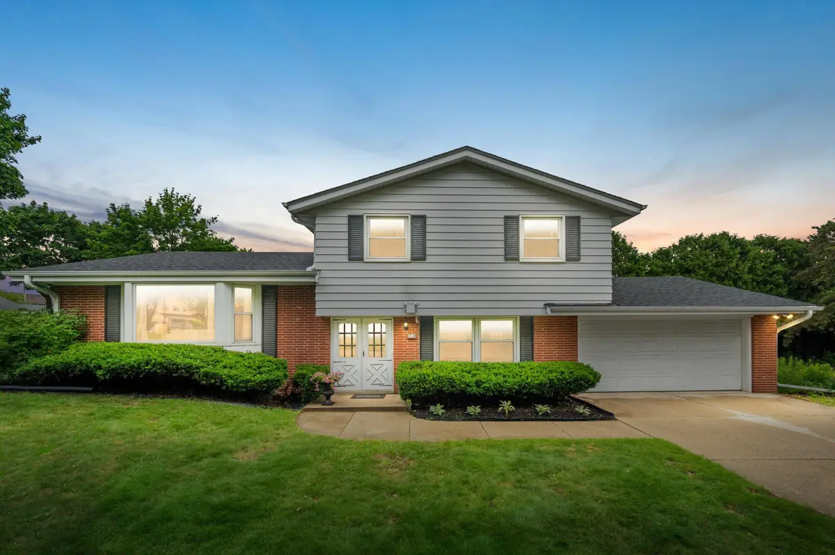12130 W Chambers St, Wauwatosa, WI 53222 - #1