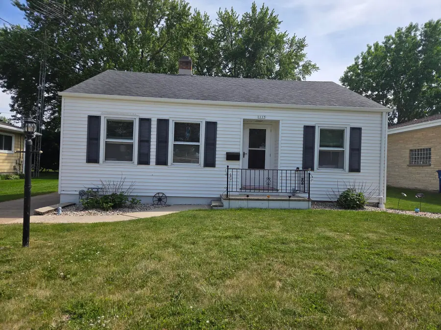 1117 Adams Ave, Oshkosh, WI 54902 - #3