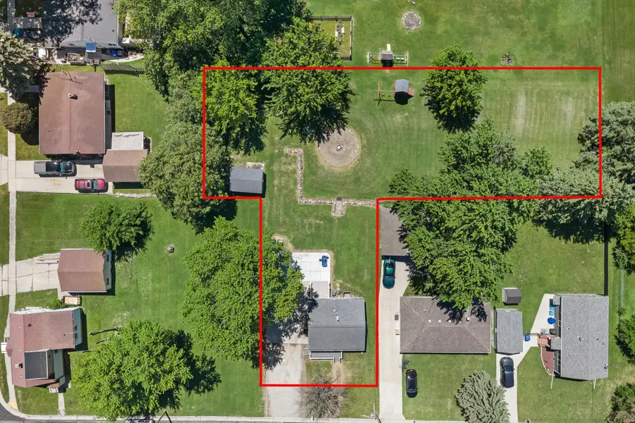 231 E Leonard St, Watertown, WI 53098 - #2