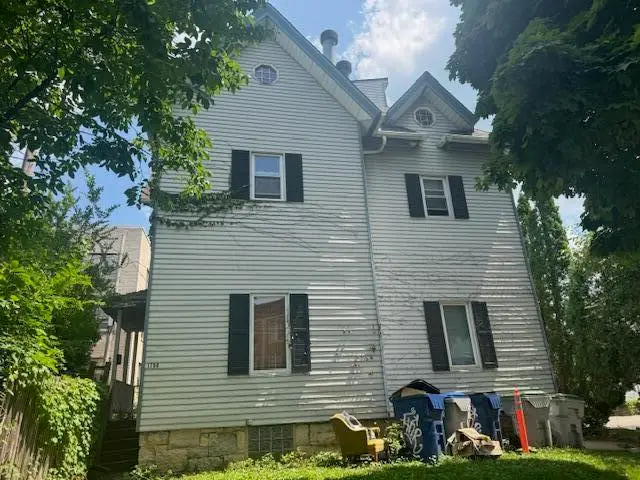 1746 N Cambridge Ave, Milwaukee, WI 53202 - #1